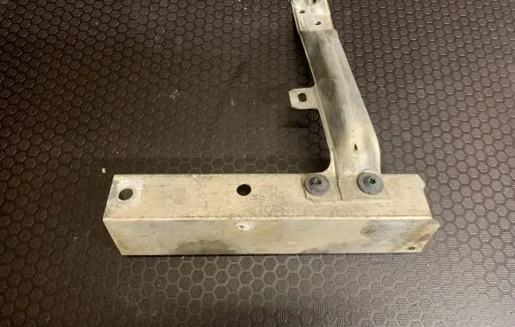 BMW 5 F10 F11 Radiator support slam panel bracket 13232810 7158873 5111HU