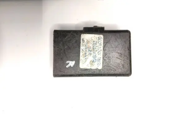 Nissan Terrano Door control unit/module 2845189902