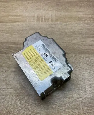 Mercedes-Benz B W245 Airbag control unit/module A16982066262