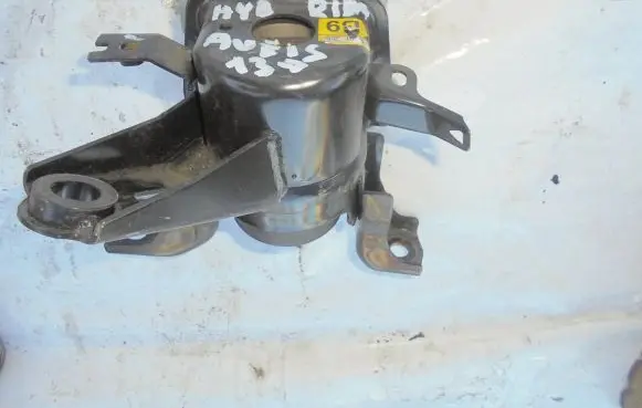 Toyota Auris E180 Engine mounting bracket 1234566789