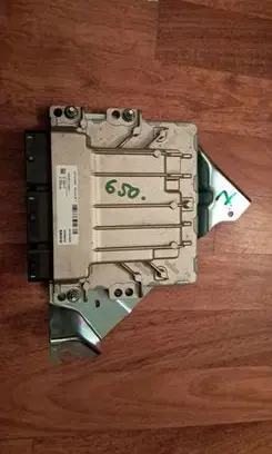 Renault Captur II Engine control unit/module 237107362S