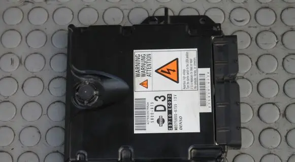 Nissan Navara D40 Engine control unit/module 23710EC07D