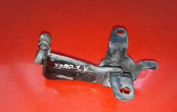 Mercedes-Benz Vito Viano W639 Sliding door middle roller runner A6397602247