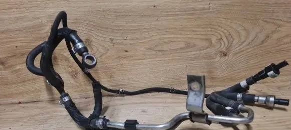 Volvo XC90 Gearbox oil cooler pipe/hose 30750746