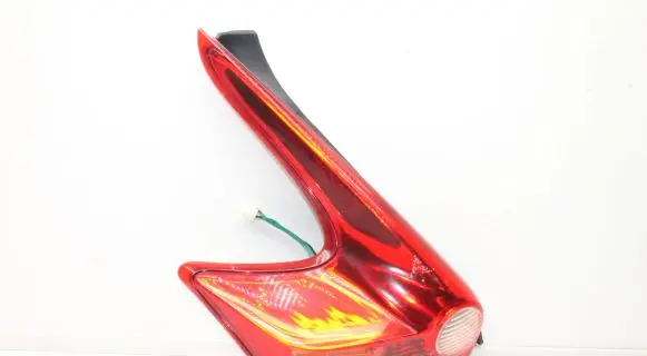 Nissan Juke I F15 Rear/tail lights