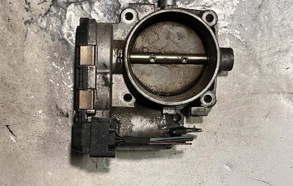 Mercedes-Benz S W220 Throttle valve A1121410125 0280750019
