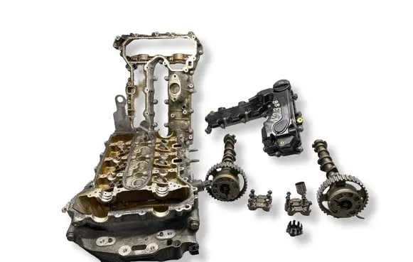 Citroen C4 Cactus Engine head 9675306110 9808923780 9808067580