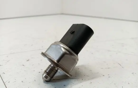 Fuel pressure sensor