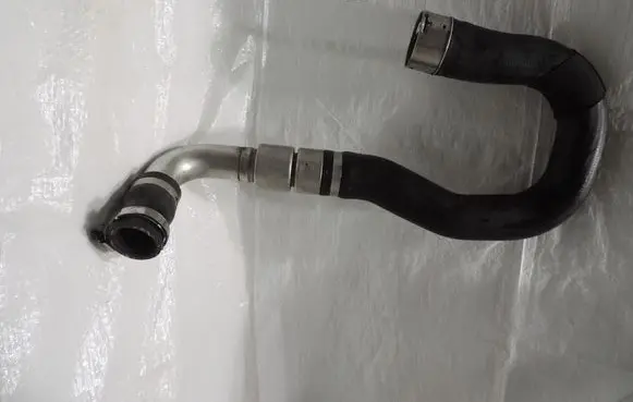 Opel Mokka Intercooler hose/pipe 95104323