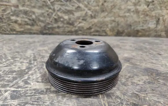 Mercedes-Benz S W140 Power steering pump pulley 1404600079