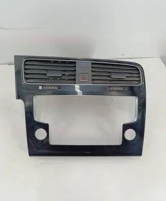 Volkswagen Golf VII Radio/GPS head unit trim 5G1819743D