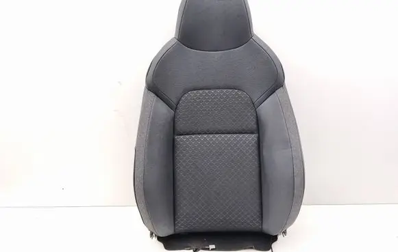 Nissan Juke II F16 Front passenger seat 