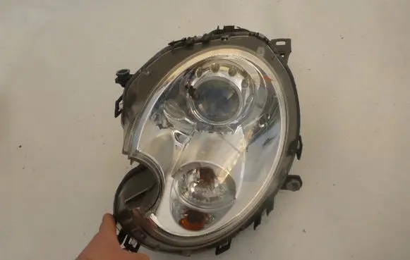 Mini One - Cooper Coupe R56 Headlight/headlamp