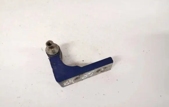 Fiat Grande Punto Front door upper hinge