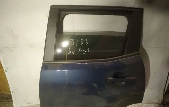 Jeep Renegade Rear door melynos