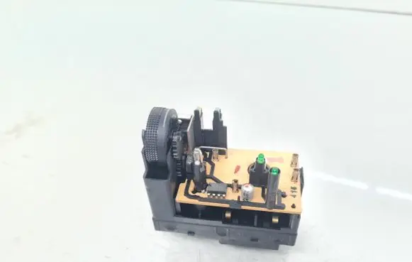 Light switch