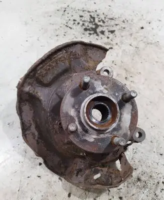 Toyota Yaris Front wheel hub spindle knuckle
