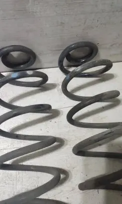 Toyota C-HR I Rear coil spring