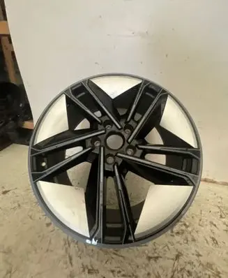 Audi e-tron R21 alloy rim 