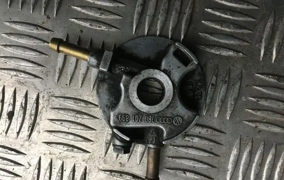 Audi A4 S4 B6 8E 8H Fuel filter heater 3B0201899 380201899