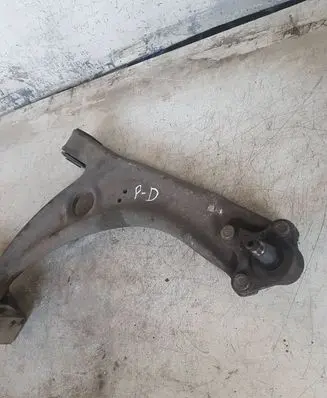 Volkswagen PASSAT CC Front lower control arm/wishbone