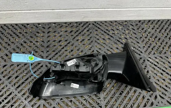 BMW X1 U11 Front door electric wing mirror 213856347