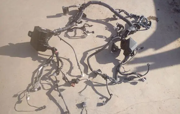 Toyota Yaris Engine installation wiring loom 821150DQ52A