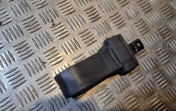 Audi A6 S6 C7 4G Rear door check strap stopper 4G0839249A