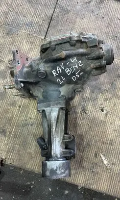 Gearbox transfer box case