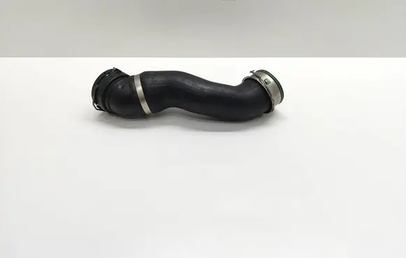 BMW 5 E60 E61 Intercooler hose/pipe 7793607 779360702 11617793607