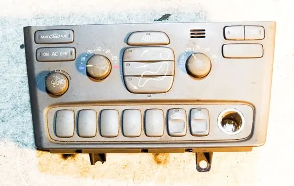 Volvo S80 Climate control unit 9496811