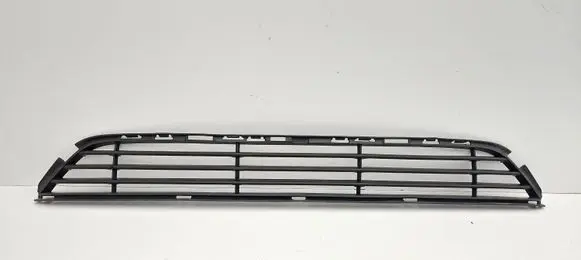 Volvo V40 Cross country Front bumper lower grill 31347091