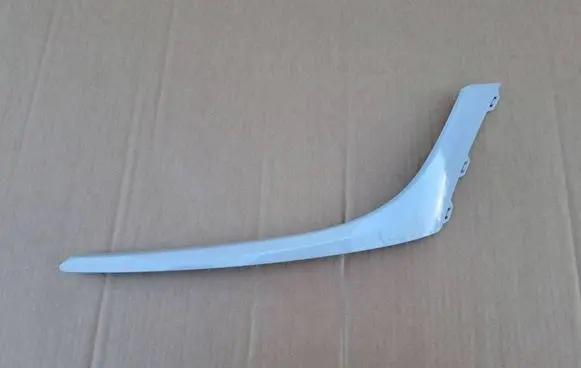 Hyundai Kona I Under headlight/headlamp trim 86563DDAA0