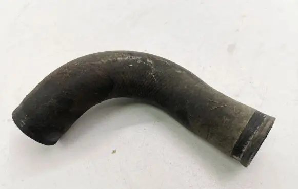 Honda CR-V Intercooler hose/pipe