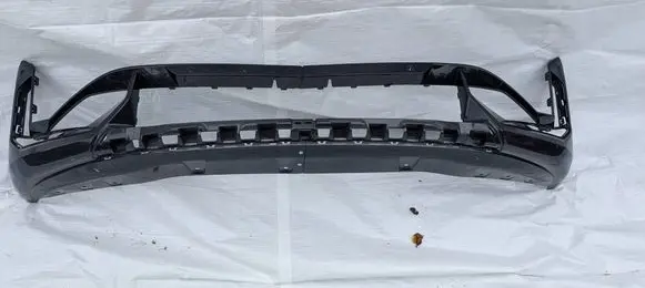BMW X1 U11 Front bumper corner part panel trim 9883580 211636-11 91780838