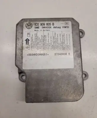 Volkswagen PASSAT B5 Airbag control unit/module 1C0909605B
