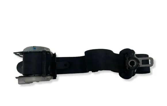 Mitsubishi Pajero Rear seatbelt N1527