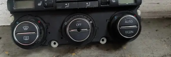 Volkswagen Touran I Air conditioner control unit module 