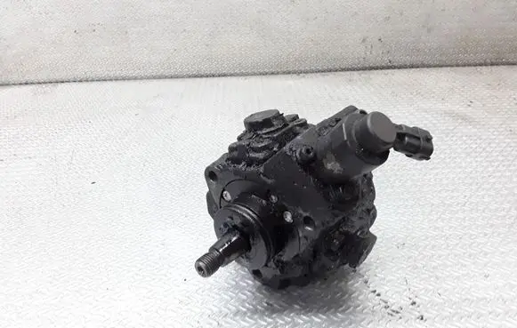 Hyundai i30 Fuel injection high pressure pump 0445010206 331002A420