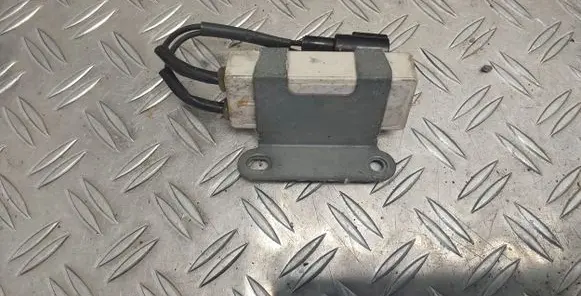 Toyota Verso-S Coolant fan relay 2468105731