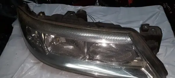 Renault Laguna II Headlight/headlamp 8200002847