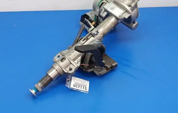Audi Coupe Steering wheel axle 1S1423510T
