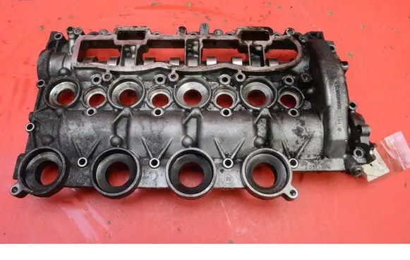 Mazda 3 I Rocker cam cover 9644994680