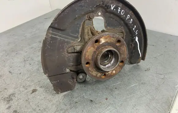 Volvo V70 Front wheel hub