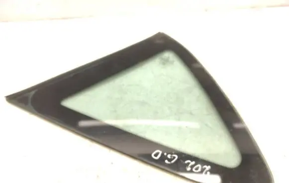 Peugeot 407 Rear vent window glass 43R001025 E000184 DOT27AS2M24100