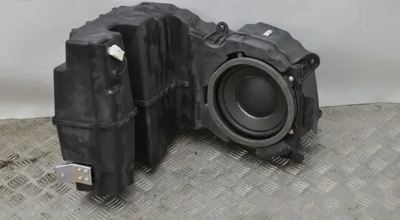 Lexus RX 450H Subwoofer speaker 861600WM10