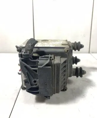 Volkswagen PASSAT B6 ABS Pump 3C0614095P