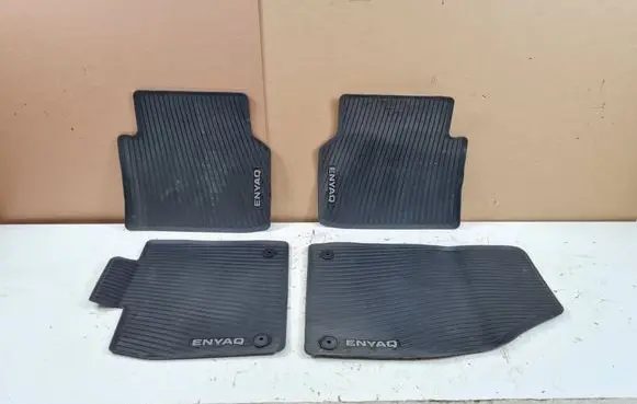 Skoda Enyaq iV Car floor mat set 5LB862436 5LA061500 5LA061500B