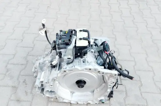 Volvo XC40 Automatic gearbox P1285513