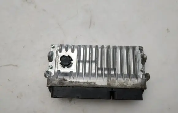 Lexus IS III XE30 Engine control unit/module 8966153P70